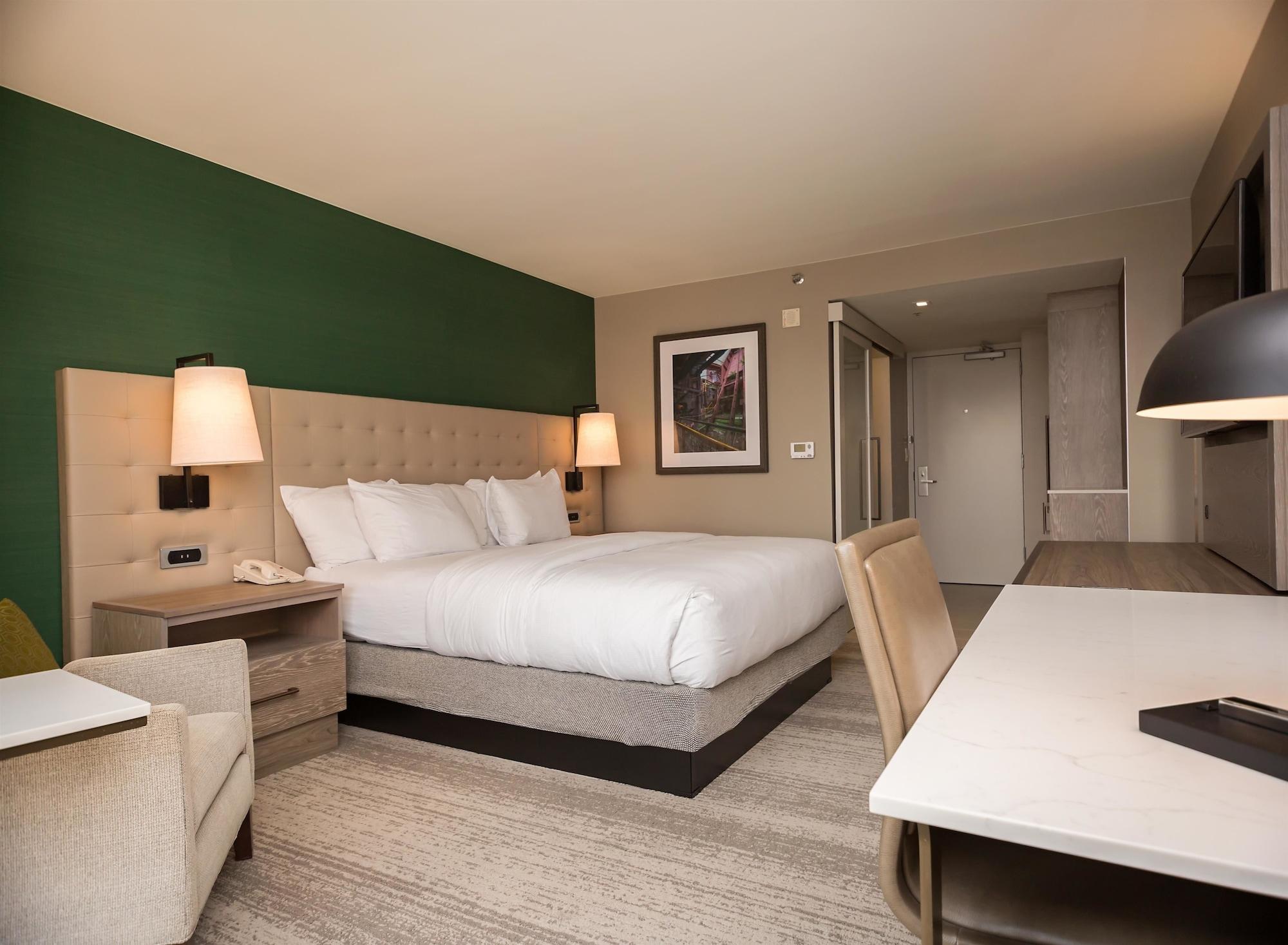 Hilton Birmingham Downtown At Uab Hotel Exterior photo