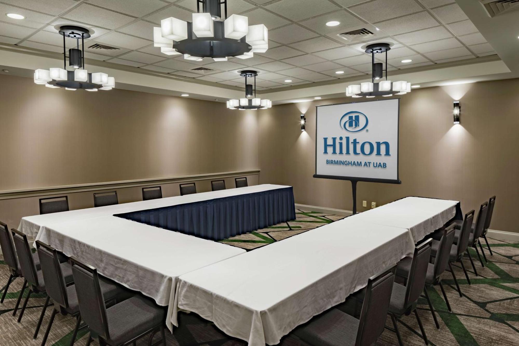 Hilton Birmingham Downtown At Uab Hotel Exterior photo