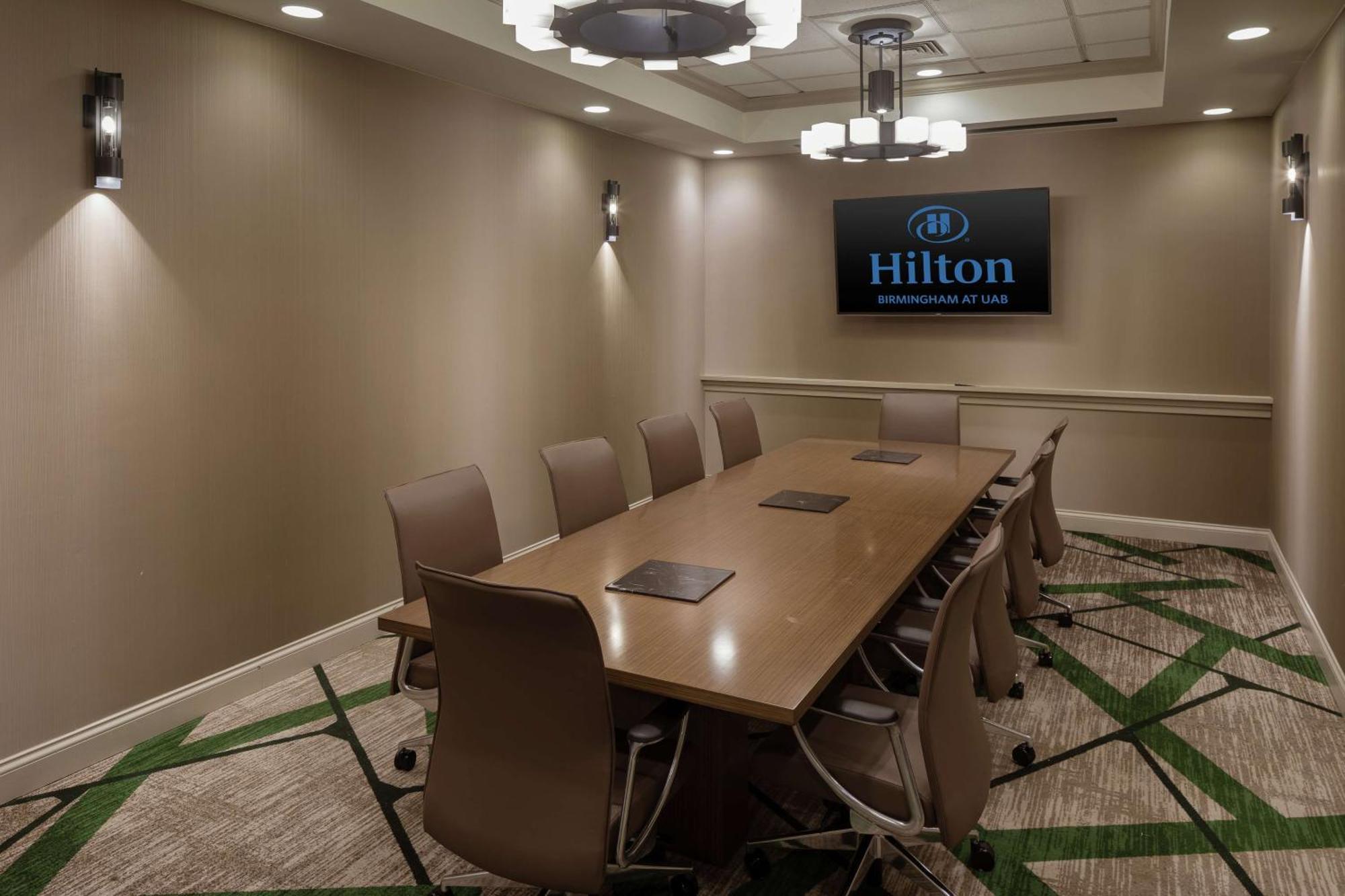 Hilton Birmingham Downtown At Uab Hotel Exterior photo
