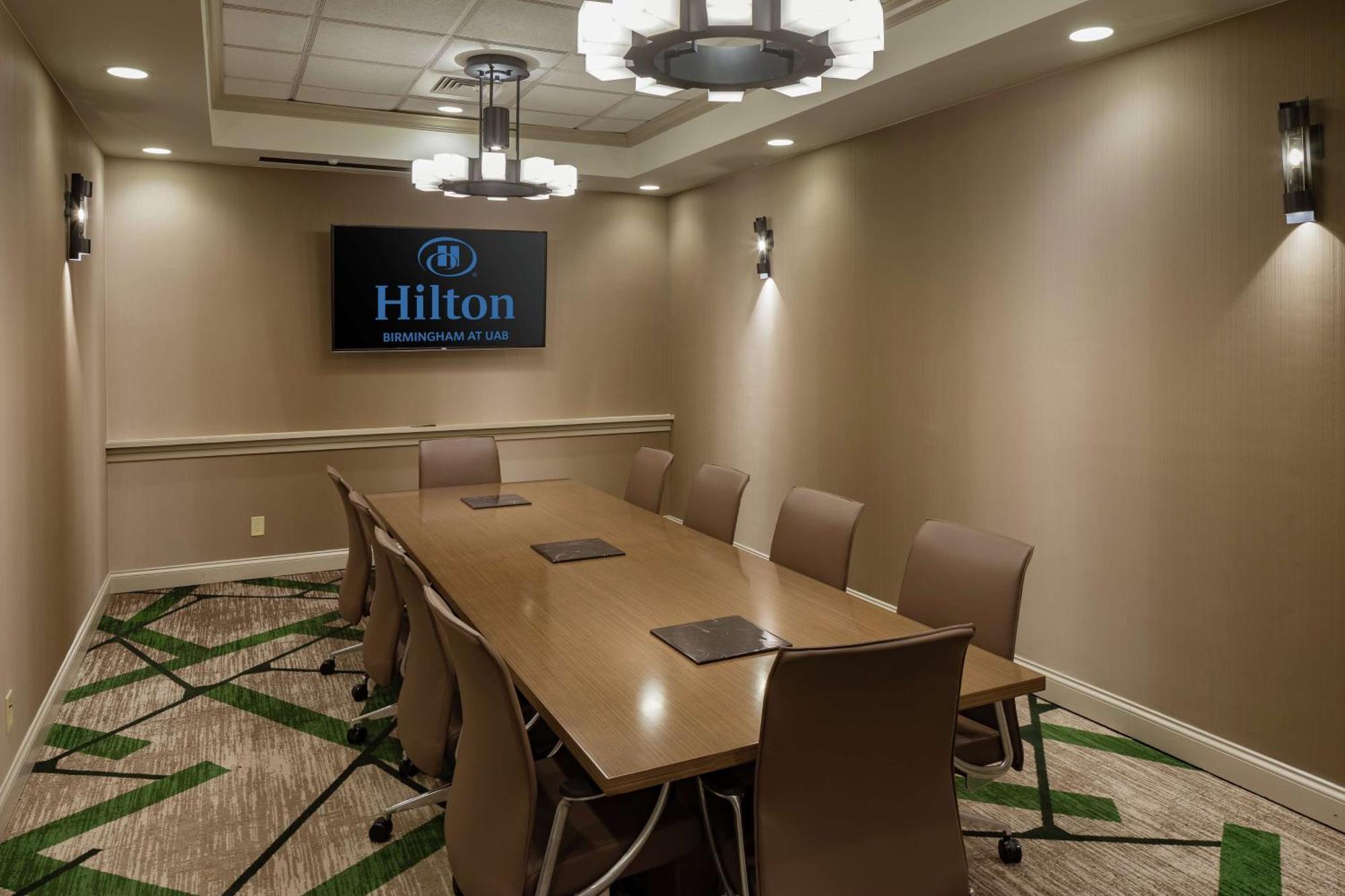 Hilton Birmingham Downtown At Uab Hotel Exterior photo