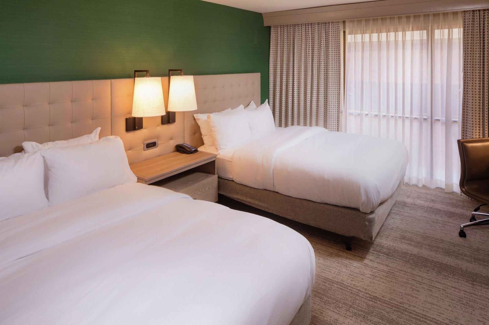 Hilton Birmingham Downtown At Uab Hotel Exterior photo